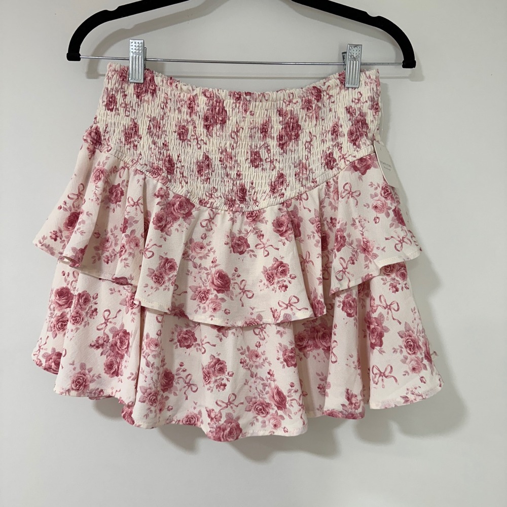 Altar'd State Floral Tiered Skort Women Size‎ L Pink White Smocked | Coquette